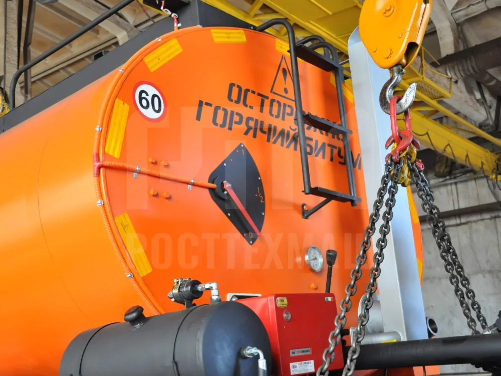 Купить Автогудронатор быстросъемный и другие модели на шасси КамАЗ, ГАЗ, ГАЗ - NEXT, МАЗ, Isuzu, Foton, низкие цены и выгодные условия от компании РостТехМаш! Купить Автогудронатор быстросъемный и другие модели на шасси КамАЗ, ГАЗ, ГАЗ - NEXT, МАЗ, Isuzu, Foton, низкие цены и выгодные условия от компании РостТехМаш!