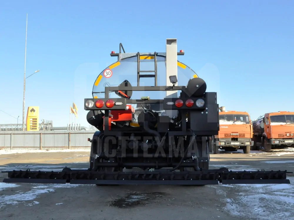 Купить Автогудронатор на шасси ГАЗ 3309 и другие модели на шасси КамАЗ, ГАЗ, ГАЗ - NEXT, МАЗ, Isuzu, Foton, низкие цены и выгодные условия от компании РостТехМаш!