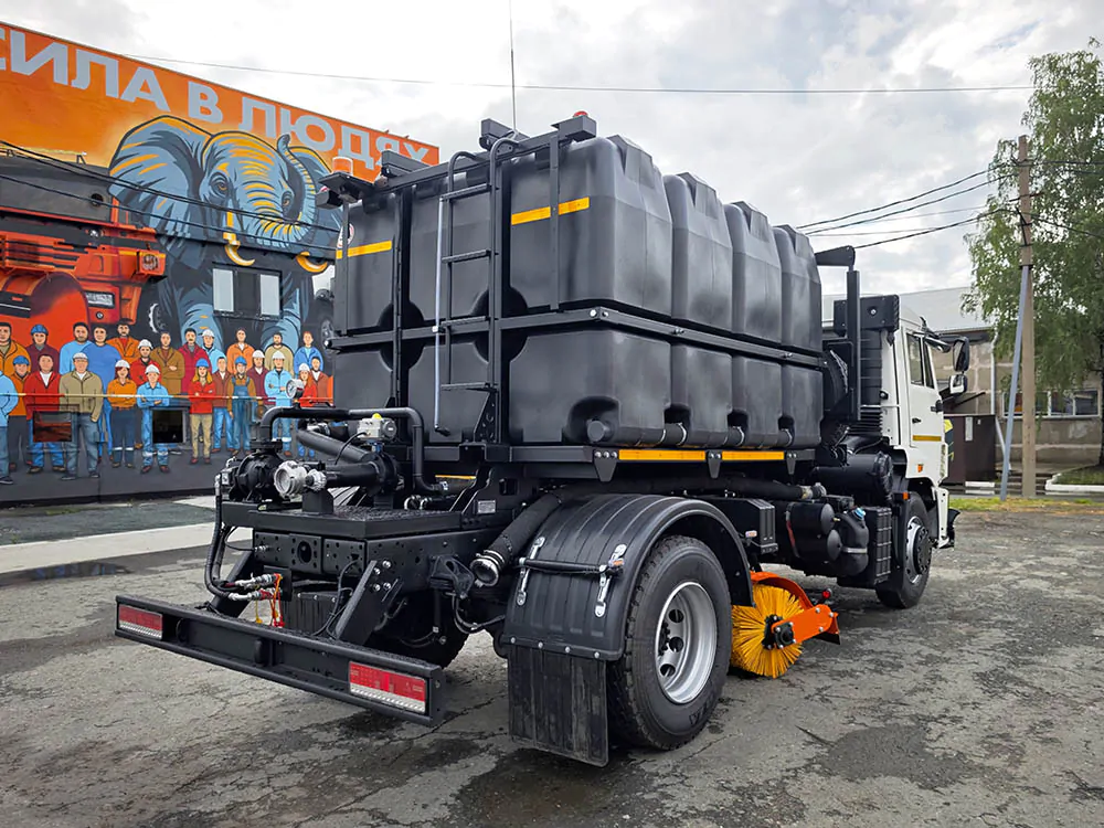КамАЗ 43253 ПМО 1 kamaz 43253 pmo 1.jpg