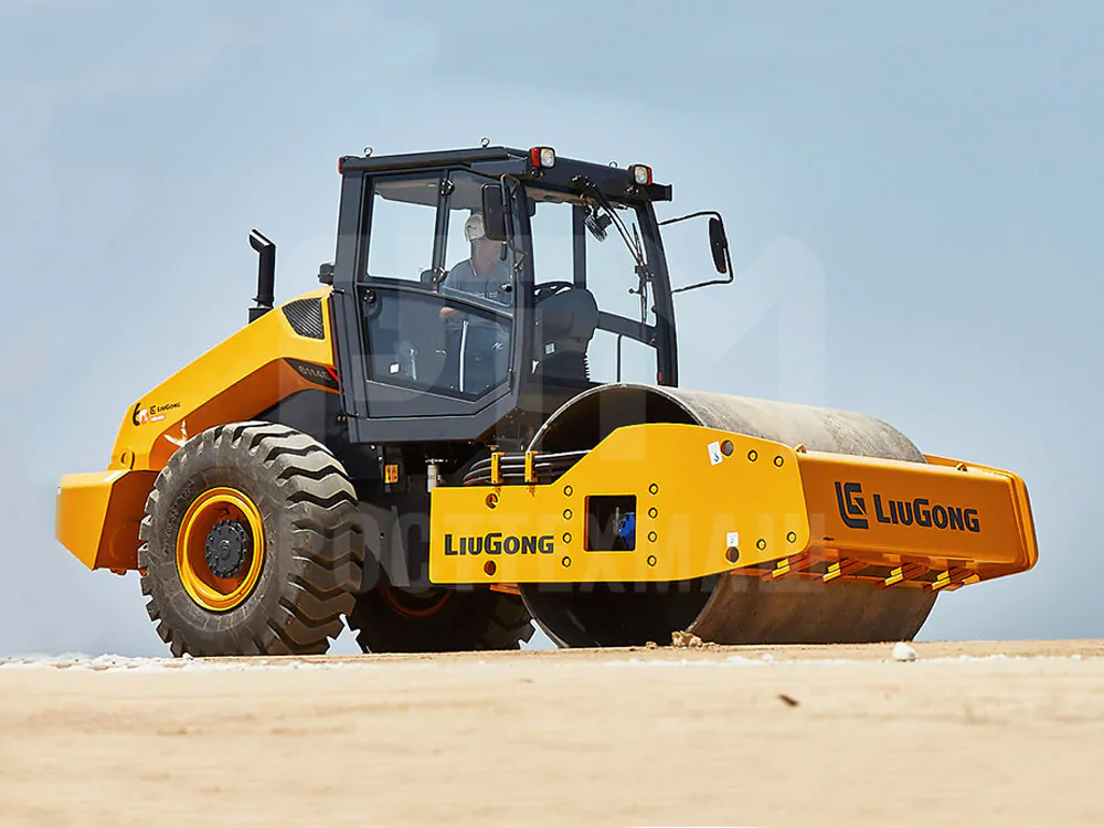 Купить Каток грунтовый LIUGONG 6114 и другие модели от производителей DM, Dunapac, LiuGong, Раскат, Bomag, низкие цены и выгодные условия от компании РостТехМаш!