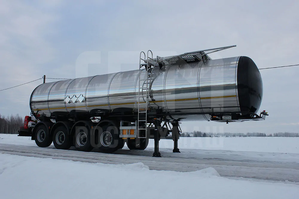 Купить Битумовоз четырехосный полуприцеп стальной SF4B30 и другое прицепное оборудование по низкой цене и на выгодных условиях от компании РостТехМаш!