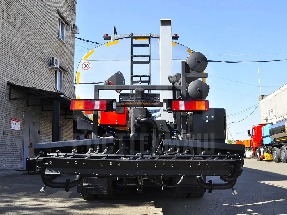 Купить Автогудронатор АСК-5557 на шасси УРАЛ-NEXT и другую технику, низкие цены и выгодные условия от компании РостТехМаш! Купить Автогудронатор АСК-5557 на шасси УРАЛ-NEXT и другую технику, низкие цены и выгодные условия от компании РостТехМаш!